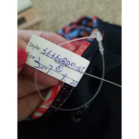 Loft Beach sz 2 Tie Neck Halter Lightly Padded Blue Red Floral 1 Piece‎ Swimsuit - Picture 12 of 12